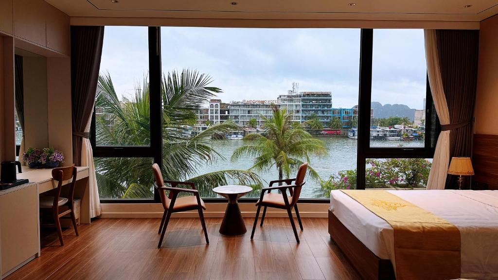 Serene Hotel – Ha Long Bay